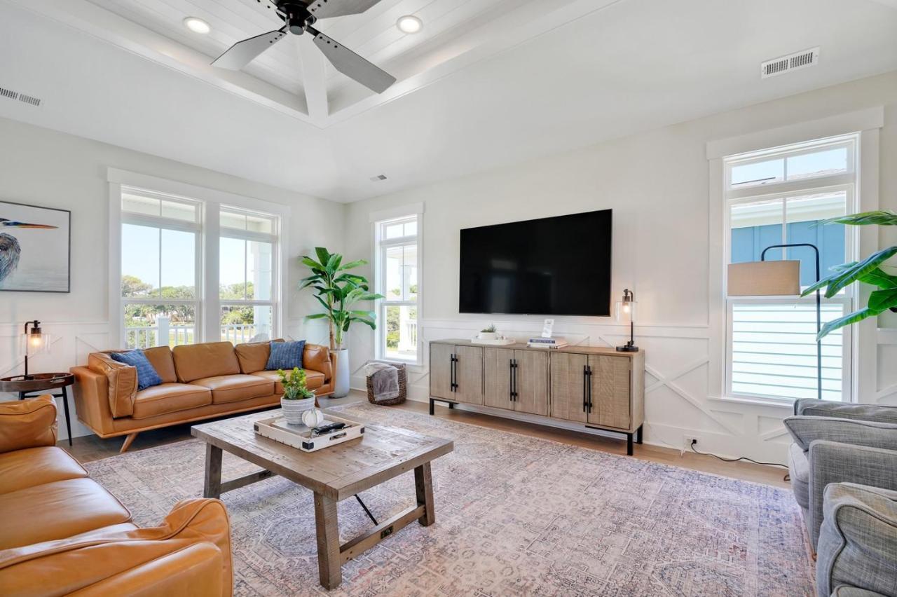 Seas The Day Oak Island Exterior foto