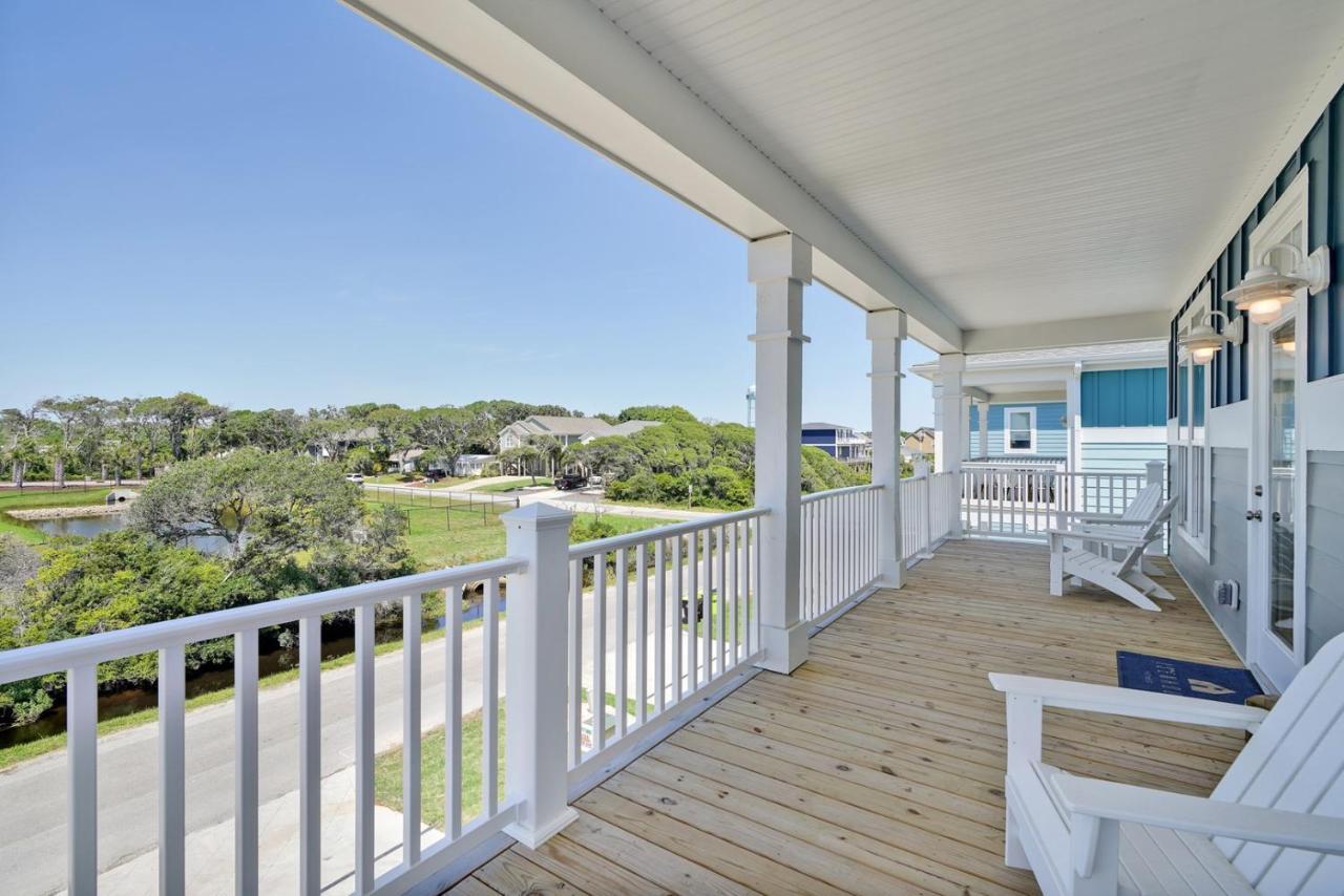 Seas The Day Oak Island Exterior foto