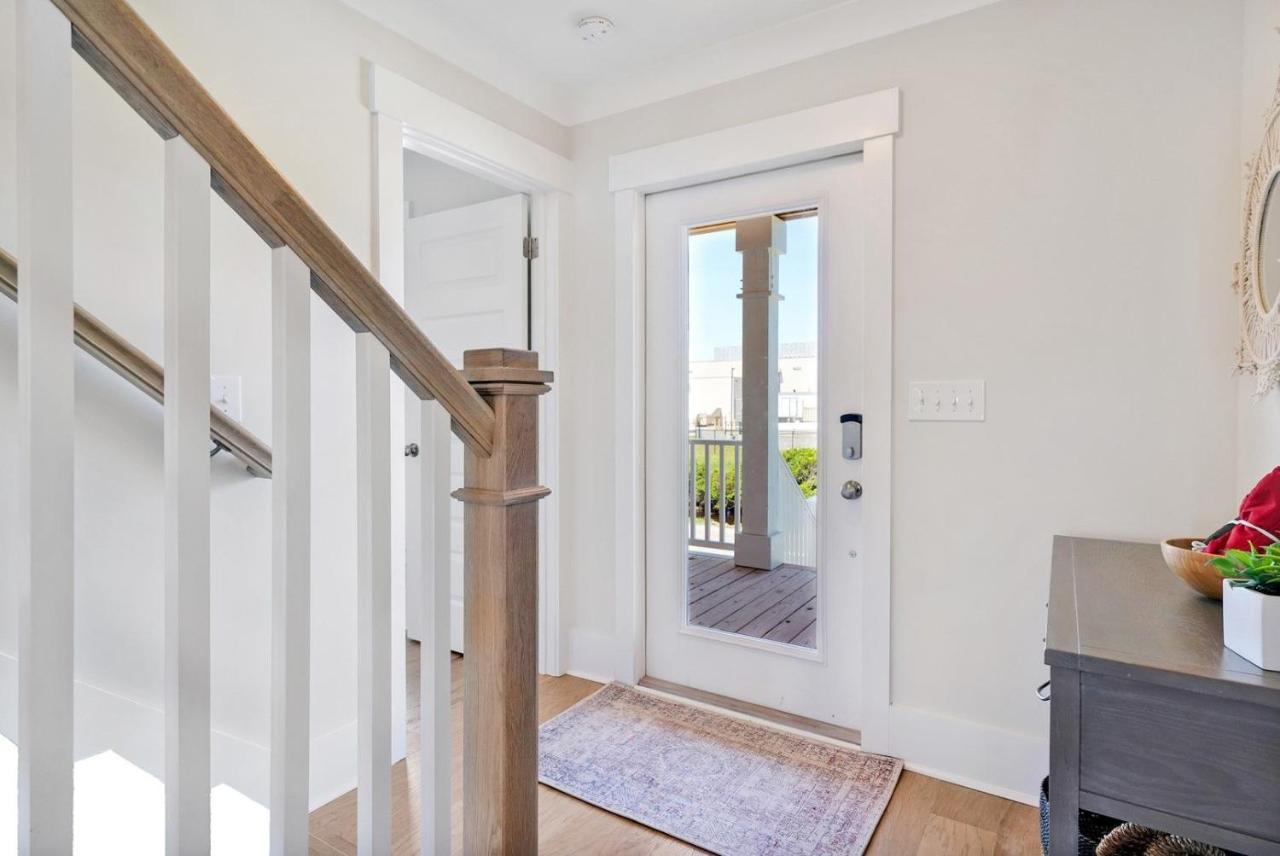 Seas The Day Oak Island Exterior foto