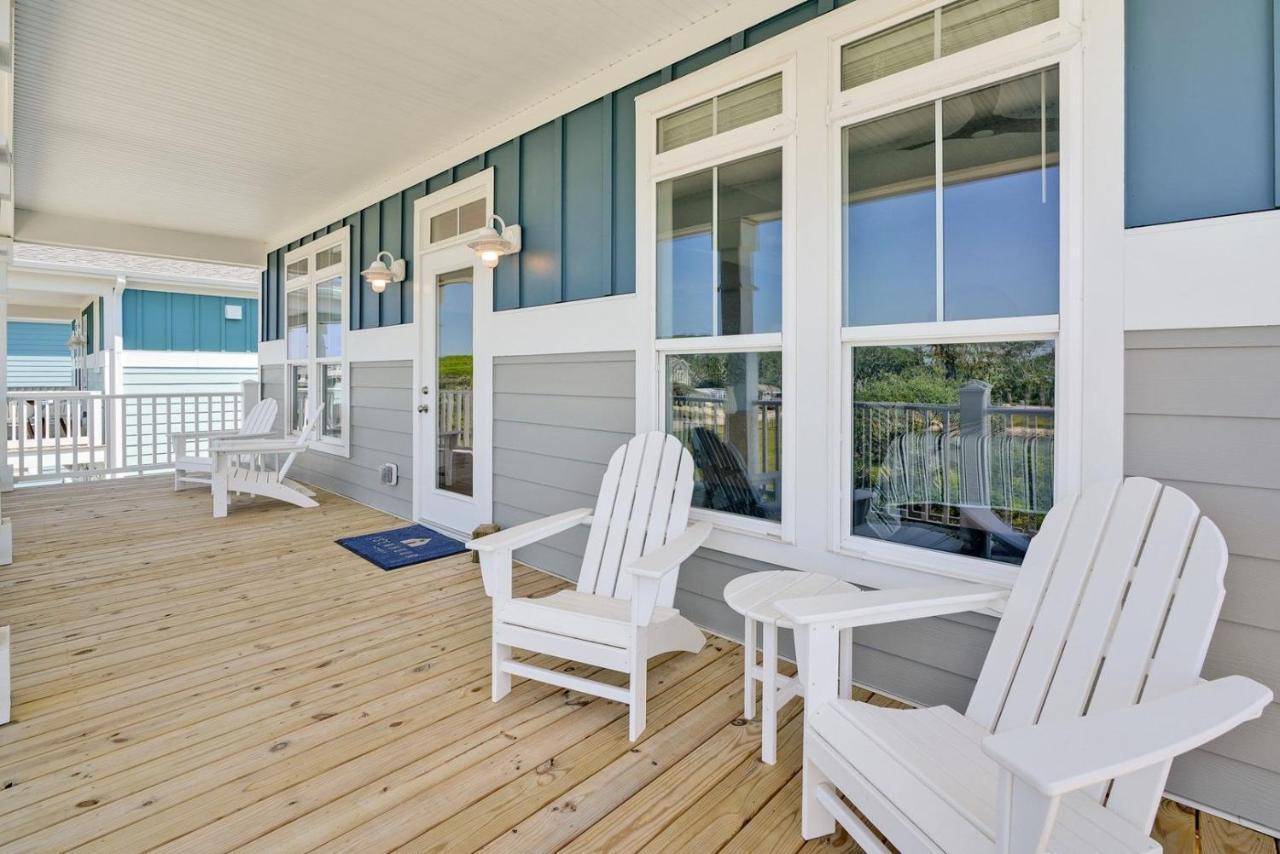 Seas The Day Oak Island Exterior foto